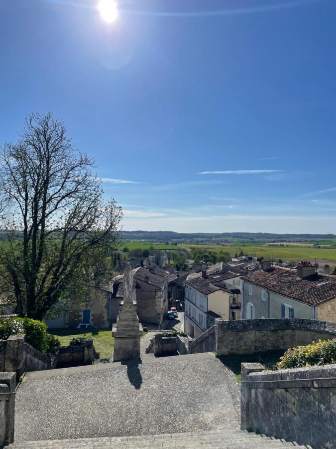Auberge Du Boisne Villebois-Lavalette Luaran gambar