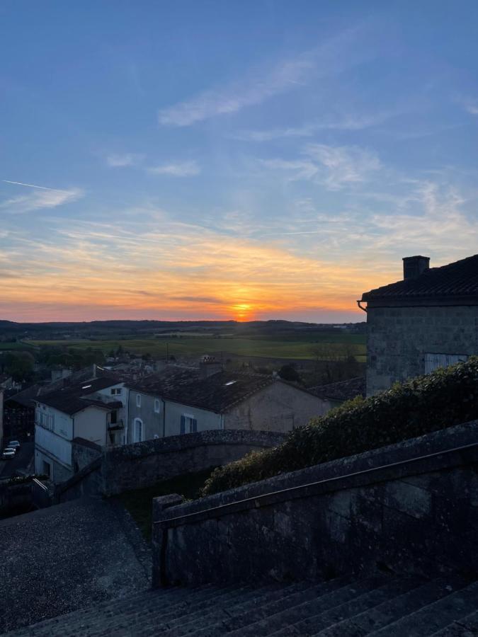 Auberge Du Boisne Villebois-Lavalette Luaran gambar